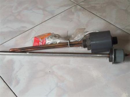 电暖器